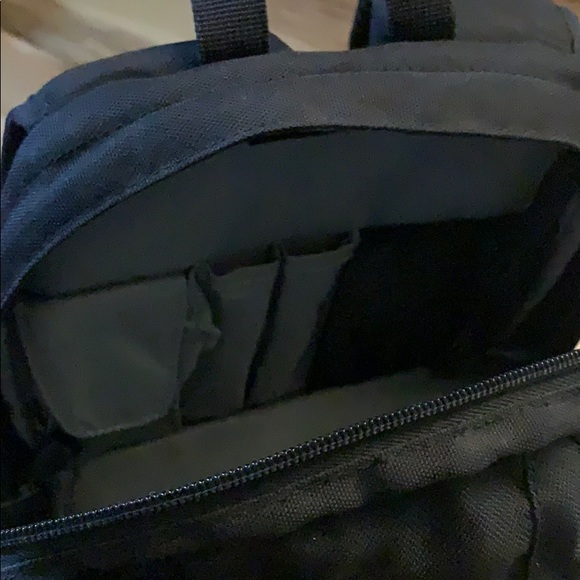 Loewpro camera backpack - Picture 6 of 6